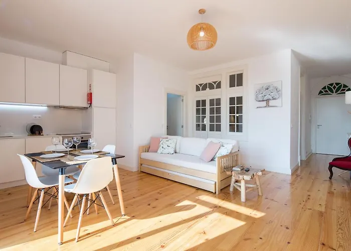 Lovelystay - Martires Boutique Flat * Порту