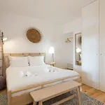 Lovelystay - Martires Boutique Flat Apartman *