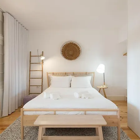 Martires Boutique Flat By Lovelystay